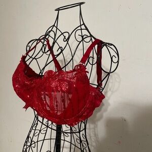 Sexy Victoria’s Secret push up bra 38D